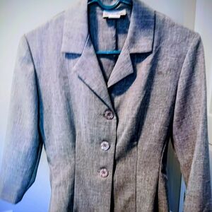 4 Piece Lightweight Elegant Gray Women's Business Suit